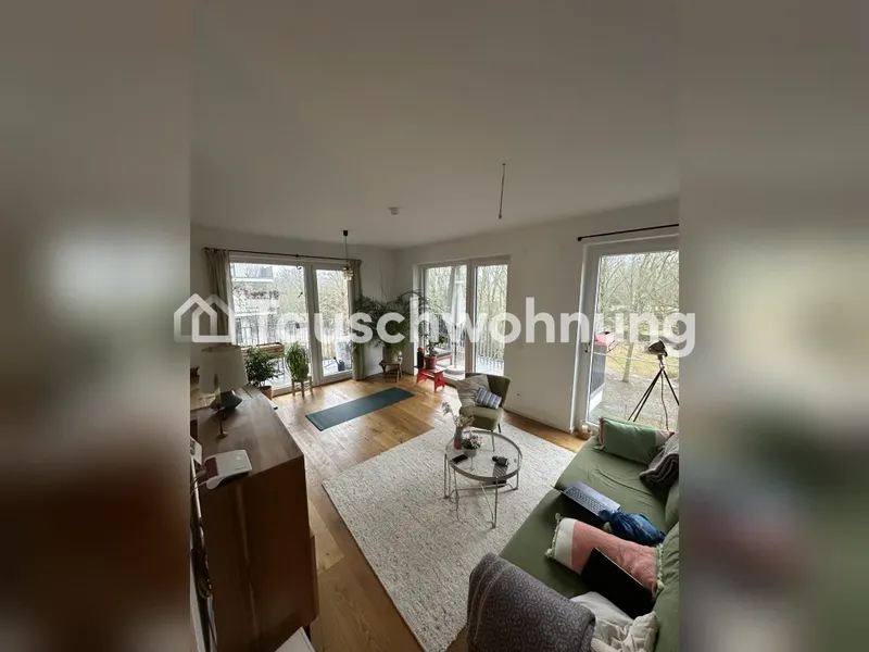 Tauschwohnung: 3-Zimmer NB mit Balkon in X-Berg; suche 3-4 Zi. Mitte, Pberg — photo 1